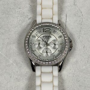 Fossil Watch Womens 37mm Day Date Pave Bezel Silver Tone White Band New Battery